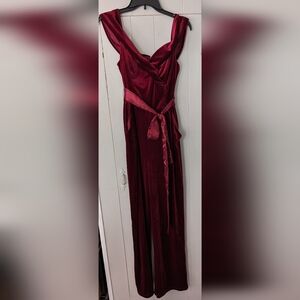 Premier Amour Red Velvet Pant Jumpsuit Women’s Size 14 New With Tags